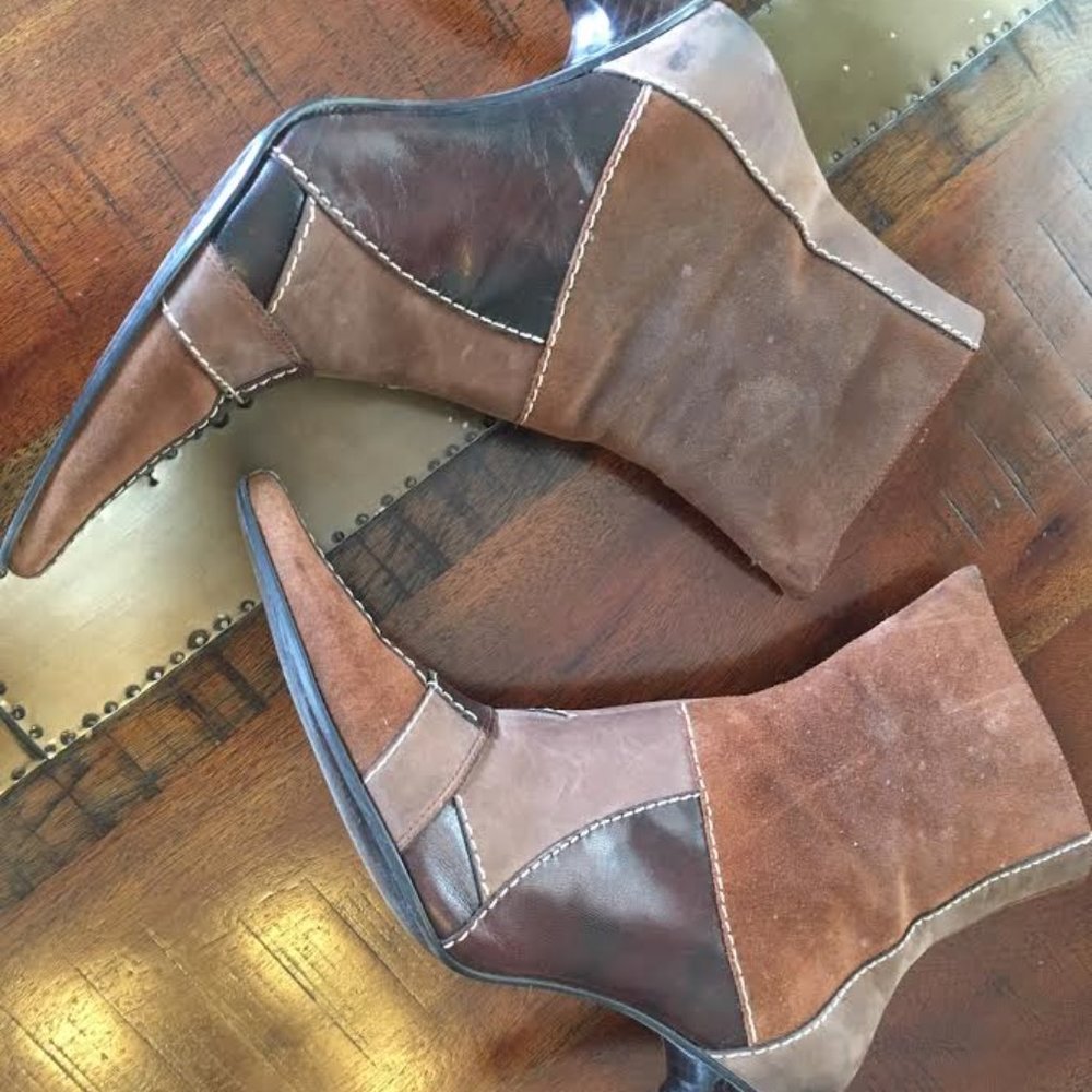 NINE WEST LEATHER BOOTIES